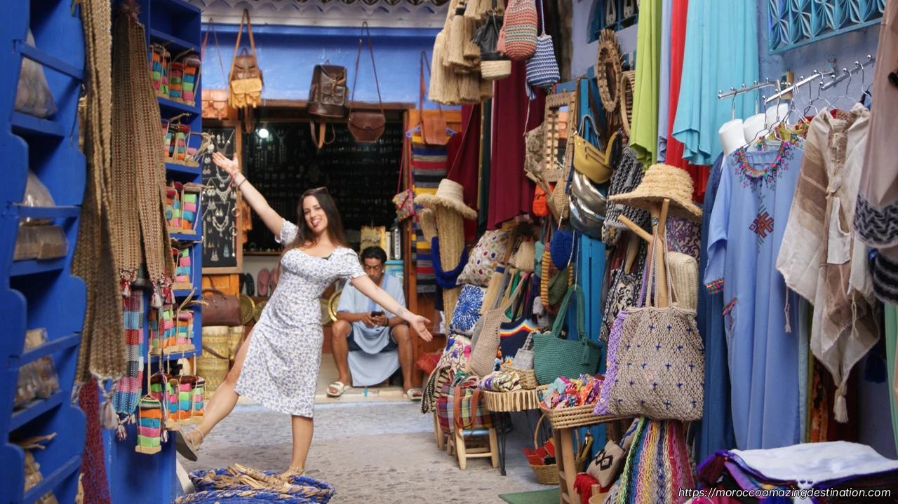 Tour da Marrakech a Chefchaouen: Viaggio verso la Città Blu del Marocco