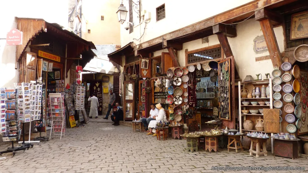 Henna Fes: A Complete Guide to the Ancient Art, Souk, and Traditional Designs